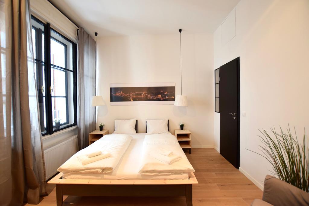 Luxury Apartment By Hi5 - Bajcsy Suite Budapeşte Dış mekan fotoğraf