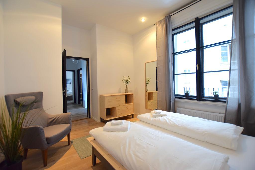 Luxury Apartment By Hi5 - Bajcsy Suite Budapeşte Dış mekan fotoğraf